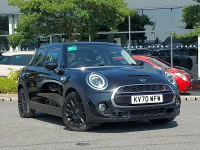 Used Mini Cooper S Classic 192 HP (141 kW) 2020 Black Hatchback