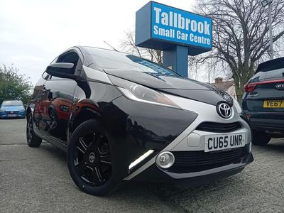 Used Toyota Aygo X-clusiv 69 HP (50 kW) 2015 Black Hatchback