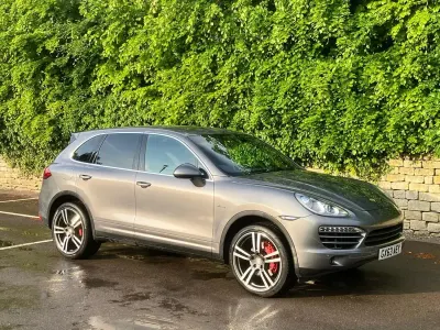 Używany Porsche Cayenne 245 KM (180 kW) 2013 Szary SUV