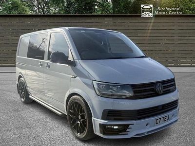 Used VW Transporter Highline 204 HP (150 kW) 2017 Yellow Van