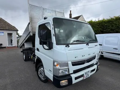 Used Mitsubishi Canter 130 HP (95 kW) 2022 White Cabriolet