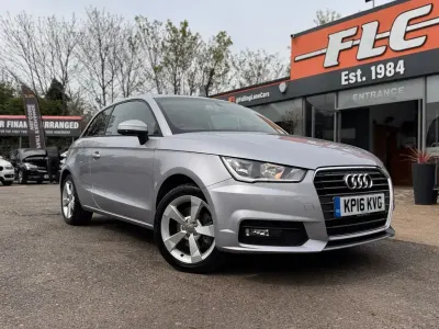 Usado Audi A1 Sport 125 HP (91 kW) 2016 Prateado Citadino