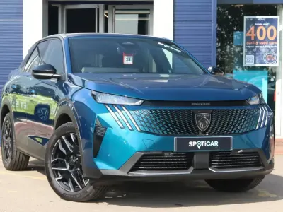 Second-hand Peugeot 3008 Allure 134 CP (98 kW) 2025 Albastru SUV
