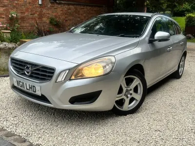Used Volvo V60 SE 163 HP (119 kW) 2011 Silver Estate