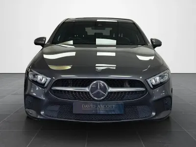 Begagnad Mercedes A180 Executive 2019 Grå Halvkombi