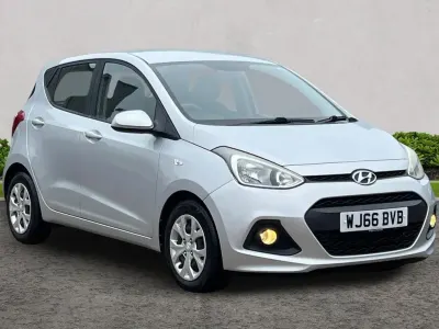Used Hyundai i10 SE 86 HP (63 kW) 2016 Silver Hatchback