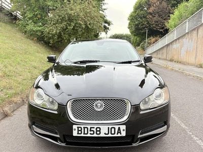Second-hand Jaguar XF Premium Luxury 207 CP (152 kW) 2008 Negru Berlinǎ