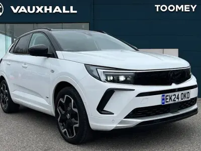 Used Vauxhall Grandland X Ultimate 224 HP (164 kW) 2024 White SUV