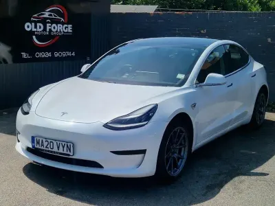Used Tesla Model 3 Standard Range Plus 239 kW (325 HP) 2020 Sedan
