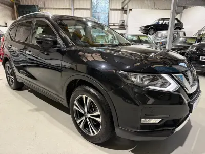Used Nissan X-Trail N-Connecta 130 HP (95 kW) 2017 Black SUV