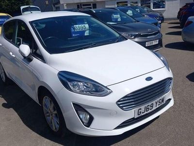 Usado Ford Fiesta Titanium 125 HP (91 kW) 2019 Branco Citadino