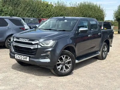 Used Isuzu D-Max 163 HP (119 kW) 2023 Grey Pickup