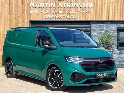 New VW T7 Sportline 170 HP (125 kW) 2026 Moss green Van
