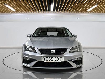 Begagnad Seat Leon FR 130 HK (95 kW) 2019 Silver Halvkombi