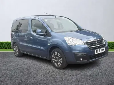 Used Peugeot Partner Tepee Allure 2018 Blue MPV