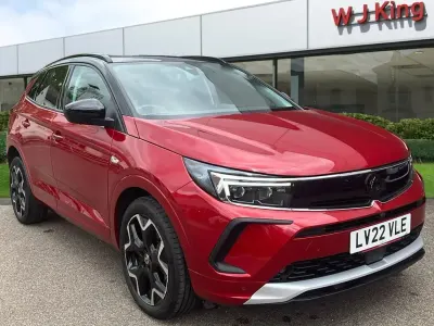 Used Vauxhall Grandland X Ultimate 130 HP (95 kW) 2022 Red SUV