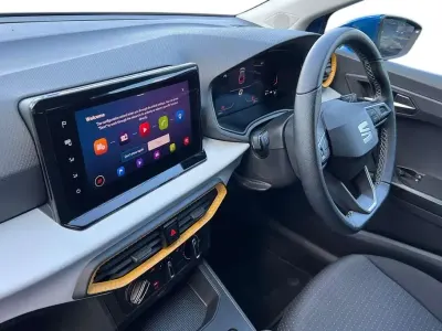 Begagnad Seat Ibiza SE Technology 95 HK (69 kW) 2024 Blå Halvkombi