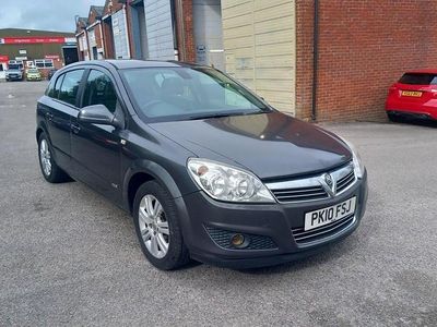 Used Vauxhall Astra Design Edition 115 HP (84 kW) 2010 Hatchback
