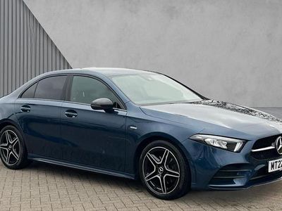 Used Mercedes A180 Executive 136 HP (100 kW) 2022 Denim blue metallic Sedan