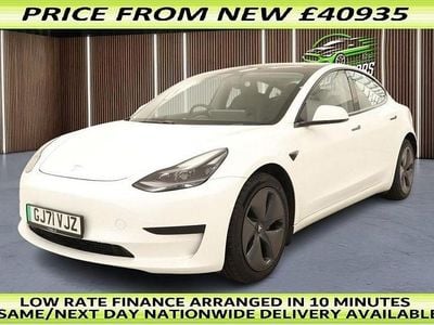 Used Tesla Model 3 Standard Range Plus 366 kW (498 HP) 2021 White Sedan