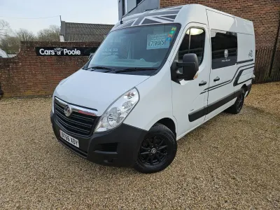 Used Vauxhall Movano 130 HP (95 kW) 2016 White MPV
