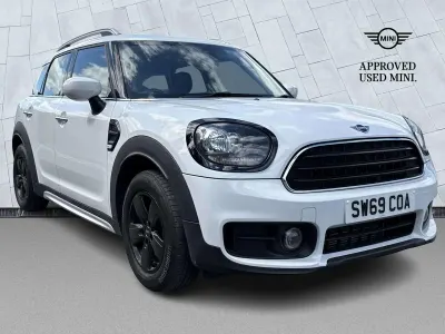 Used Mini Cooper Countryman Classic 134 HP (98 kW) 2019 White SUV