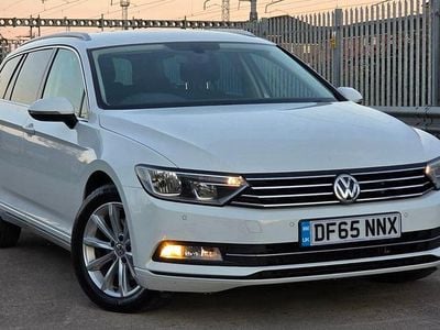 White Used 2015 VW Passat Business Estate | £7,495 (Good price)