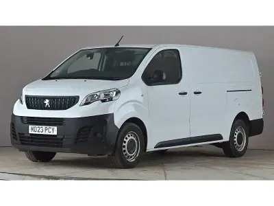 Used Peugeot Expert Premium 142 HP (104 kW) 2023 White Van
