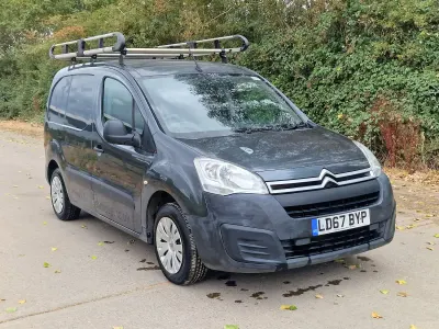 Used Citroën Berlingo 74 HP (54 kW) 2017 Grey MPV