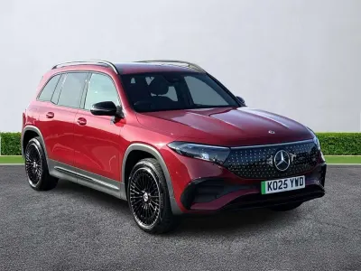 Usado Mercedes EQB250+ Urban 139 kW (190 CV) 2025 Rojo SUV