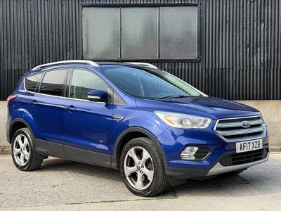 Usado Ford Kuga Titanium 180 HP (132 kW) 2017 Azul SUV
