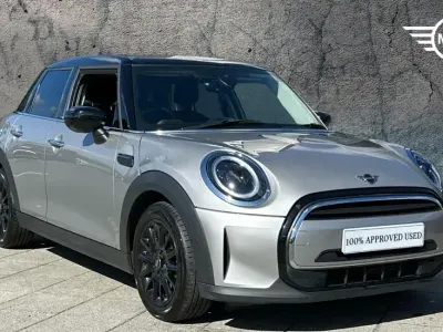 Used Mini Cooper Classic 134 HP (98 kW) 2023 Silver Hatchback