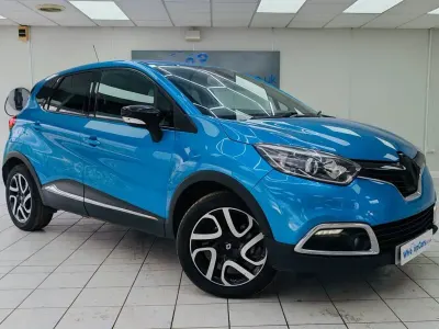 Used Renault Captur Dynamique 90 HP (66 kW) 2015 Blue SUV