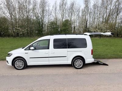 Używany VW Caddy Life 122 KM (89 kW) 2020 Biały Minivan