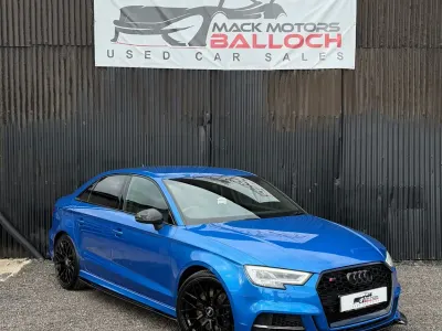 Begagnad Audi A3 Design 310 HK (228 kW) 2018 Blå Sedan
