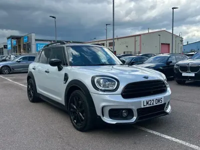 Used Mini Cooper Countryman Sport 134 HP (98 kW) 2022 Silver SUV