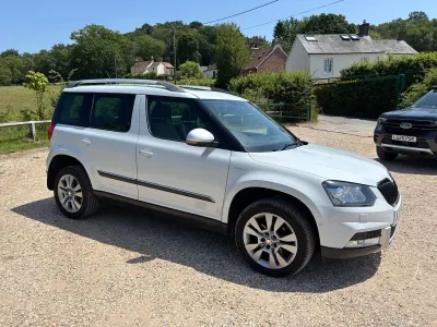 Used Skoda Yeti 150 HP (110 kW) 2015 White SUV