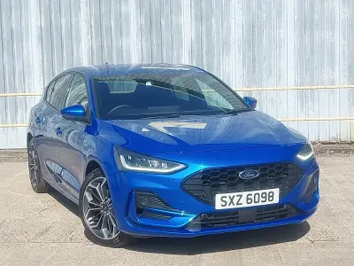 Used Ford Focus ST-Line X 155 HP (114 kW) 2023 Blue Hatchback