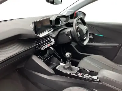 Used Peugeot 208 Allure Premium 99 HP (72 kW) 2020 Red Hatchback