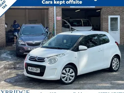 Used Citroën C1 Feel 68 HP (50 kW) 2015 White Hatchback