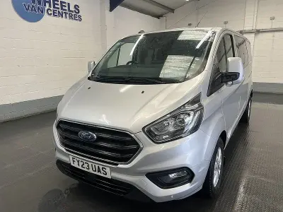 Used Ford Transit Custom Limited 130 HP (95 kW) 2023 Silver Van