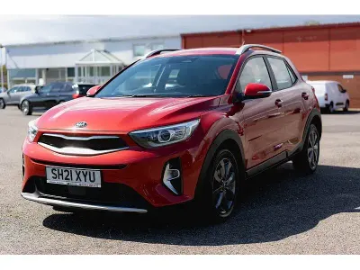 Used Kia Stonic 100 HP (73 kW) 2021 Red SUV