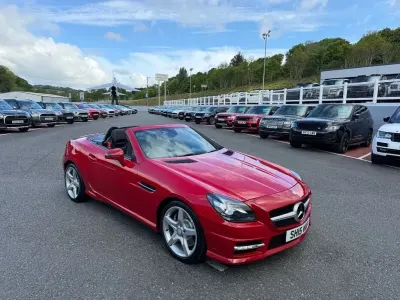 Begagnad Mercedes SLK250 AMG 204 HK (150 kW) 2015 Röd Cab