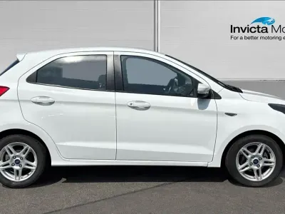 Used Ford Ka Plus Zetec 85 HP (62 kW) 2017 Frozen white gloss Hatchback