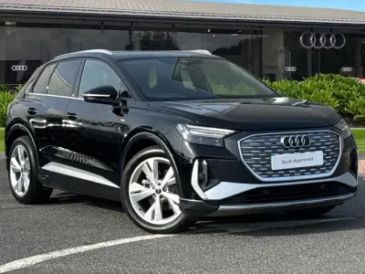 Second-hand Audi Q4 e-tron S-Line 206 kW (281 CP) 2025 Negru SUV