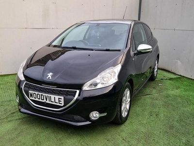 Black Used 2014 Peugeot 208 Style Hatchback | £3,495 (Fair price)