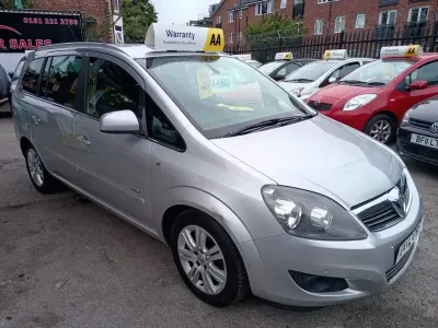 Used Vauxhall Zafira Design Edition 115 HP (84 kW) 2012 Silver MPV