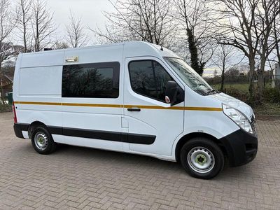 Used Vauxhall Movano 130 HP (95 kW) 2019 White MPV