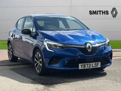 Used Renault Clio 90 HP (66 kW) 2023 Iron blue  Hatchback