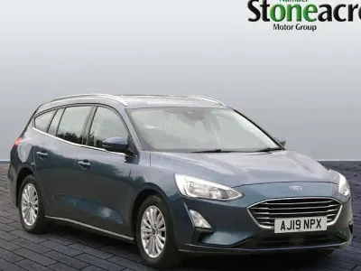 Used Ford Focus Titanium 125 HP (91 kW) 2019 Blue Estate